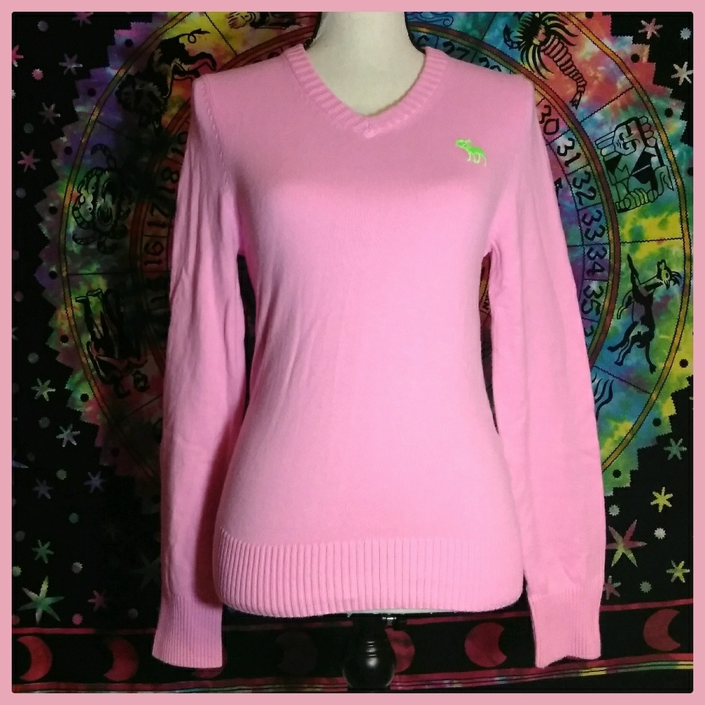 Abercrombie & Fitch V-Neck Sweater